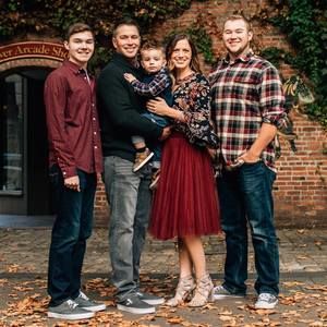 Meet your Posher, Joni